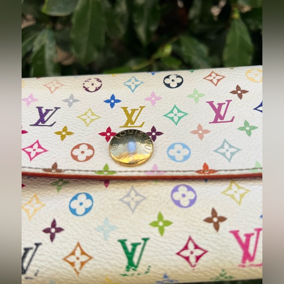 Louis Vuitton Marukami Wallet - Picture 5 of 10